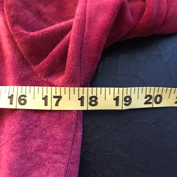 Shopkins sweatshirt - Picture 8 of 9